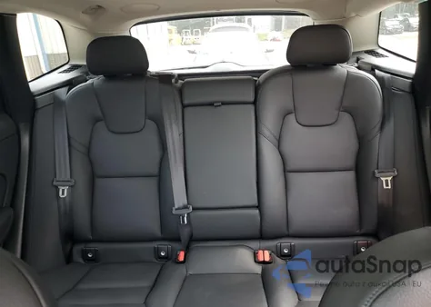 2025 Volvo Xc60 Plus из США, поврежденный, VIN YV4M12RC2S1056443